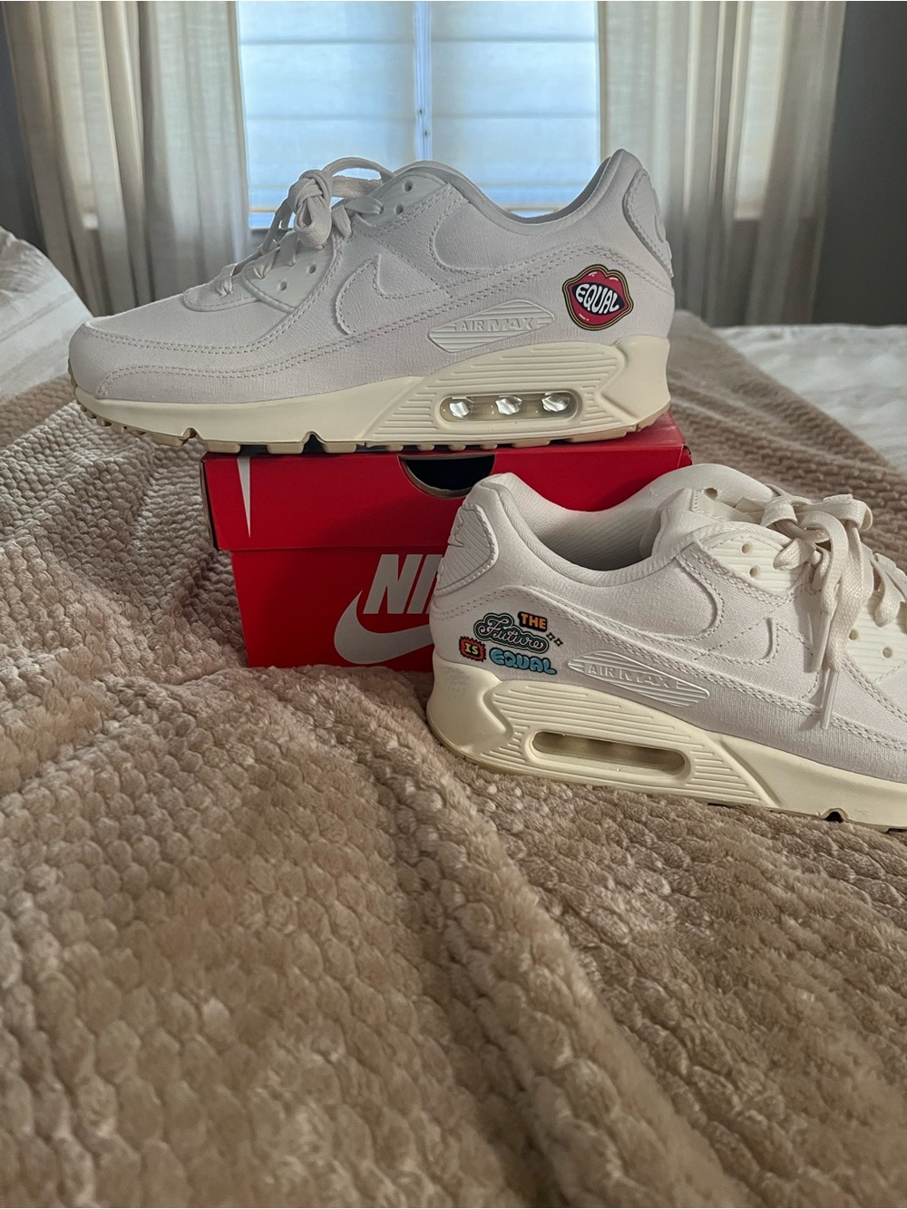 Nike Air Max 90 White  the future is Equal Sneakers